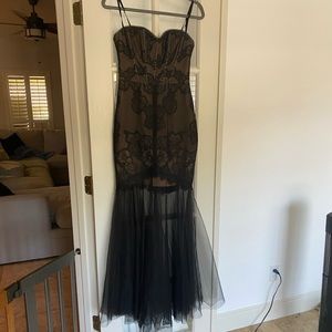 Black Corset Lace Tulle Gown BCBG MAXAZIRA